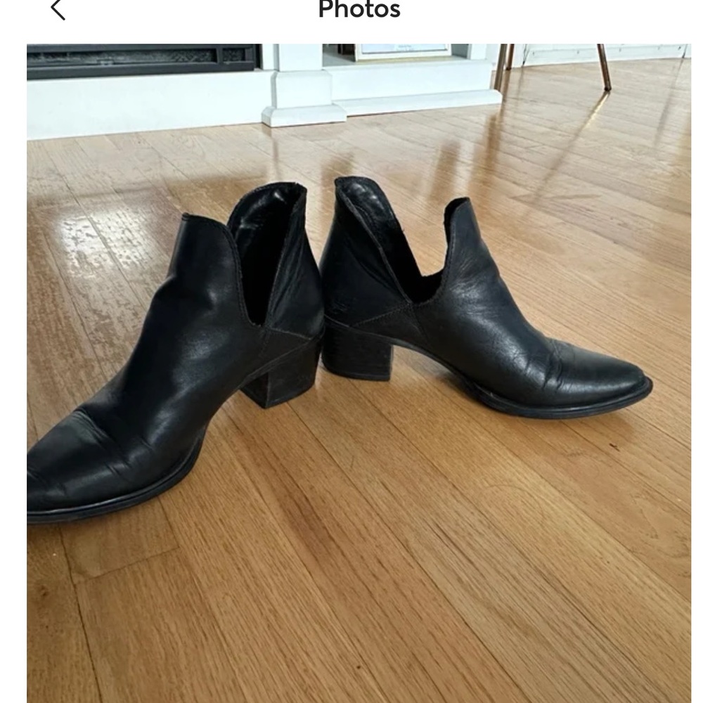 Black Leather pointed toe booties / boots real leather